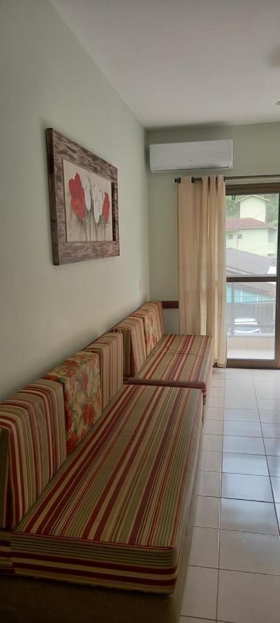 Apartamento Climatizado A 150 Metros Da *